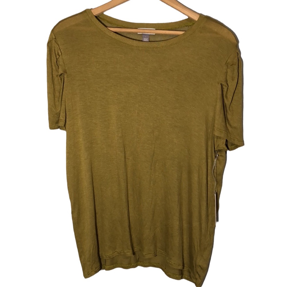 CHELSEA28 | NEW Women’s Shoulder Pleat Light Tee Top size Large in Olive Estate
